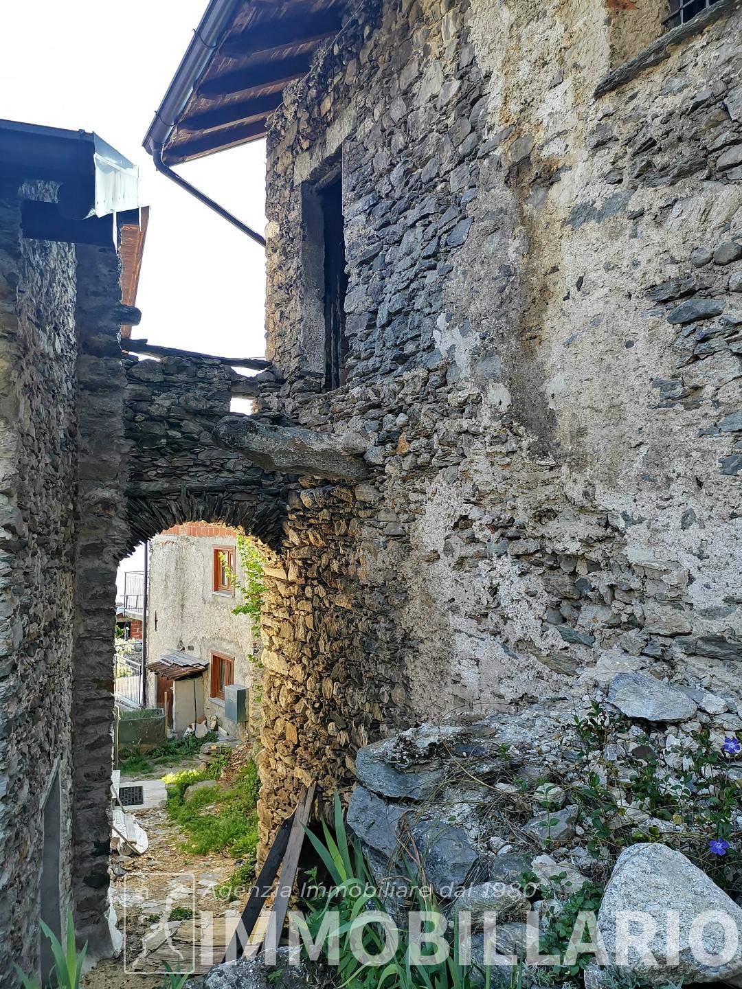 Porzione di casa in caratteristico borgo Sorico 4