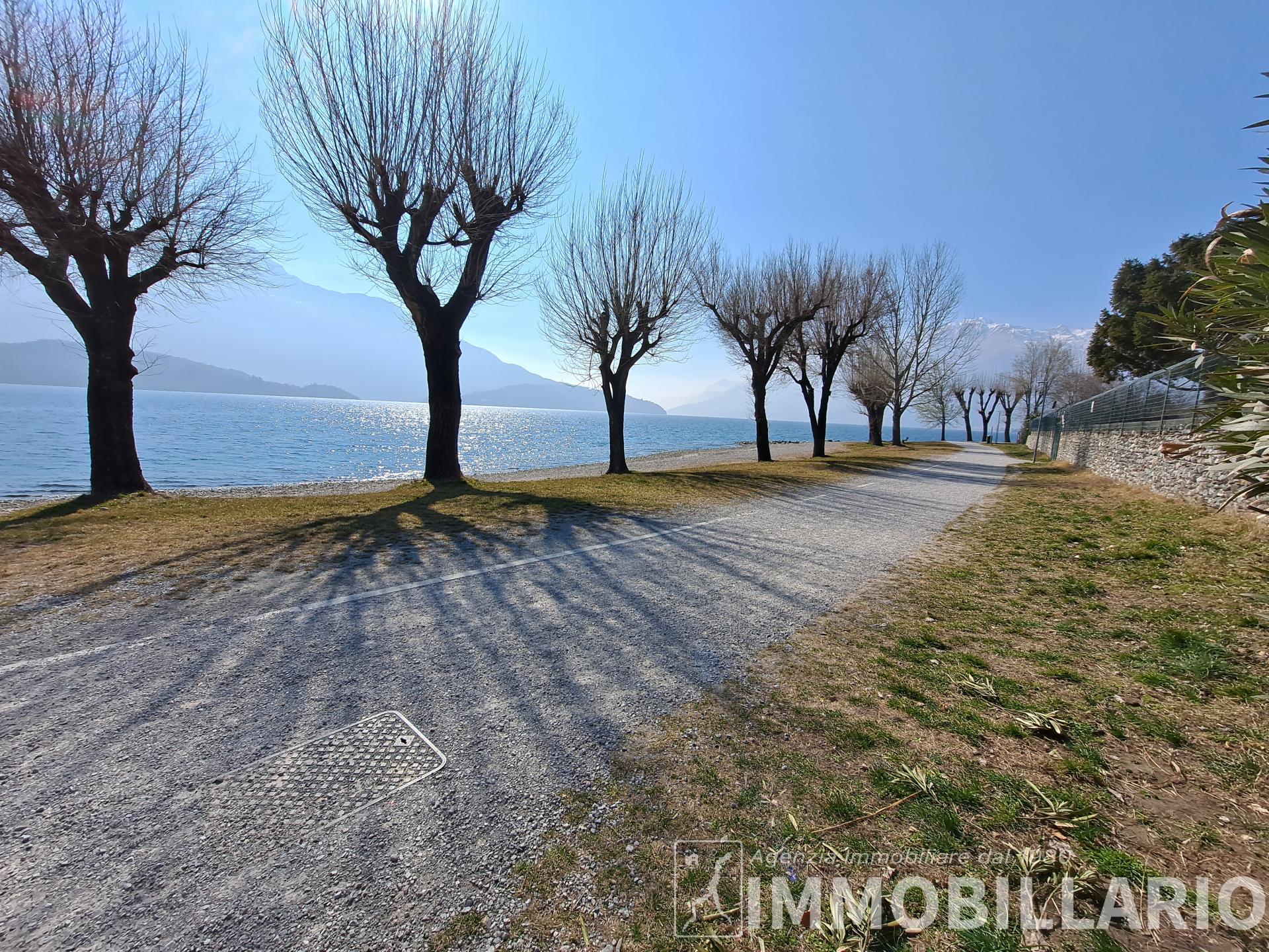 Appartamento sulla spiaggia Domaso 1